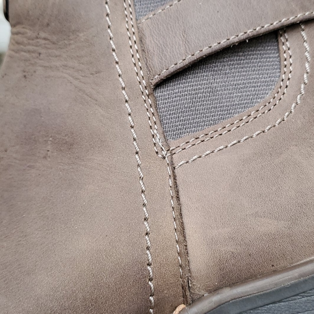 Clarks Leather Ankle Boots 9M - Picture 9 of 9